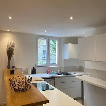 Super Appartement Refait A Neuf Beaucoup De Charme Boulogne-Billancourt Exterior photo