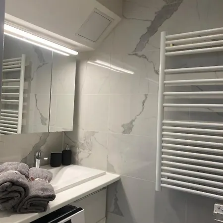 Super Appartement Refait A Neuf Beaucoup De Charme Boulogne-Billancourt Exterior photo
